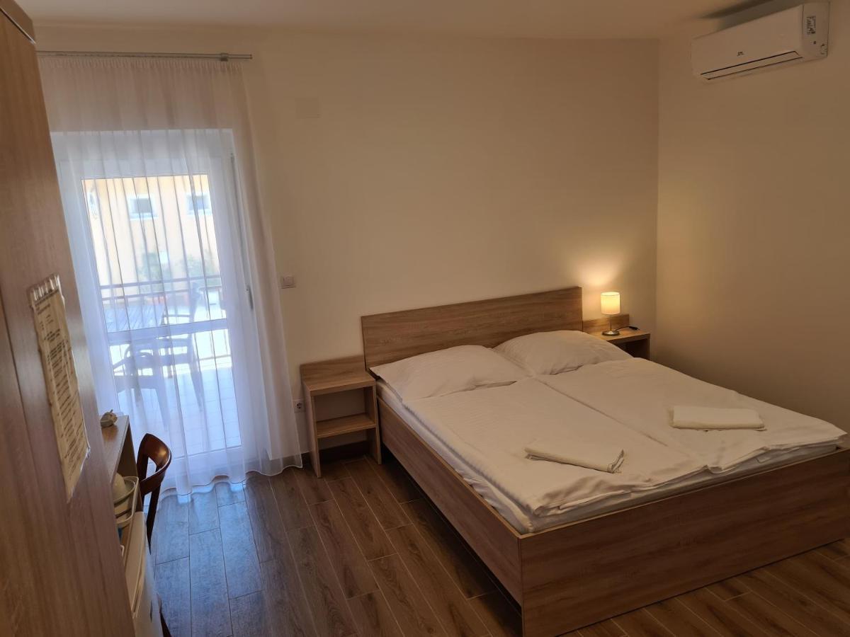 Tancsics Vendeghaz Hotel ชิโอฟก ภายนอก รูปภาพ