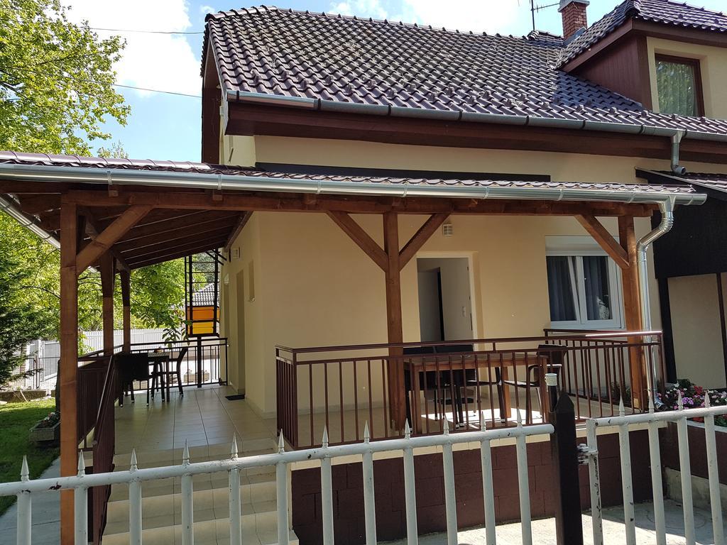Tancsics Vendeghaz Hotel ชิโอฟก ภายนอก รูปภาพ